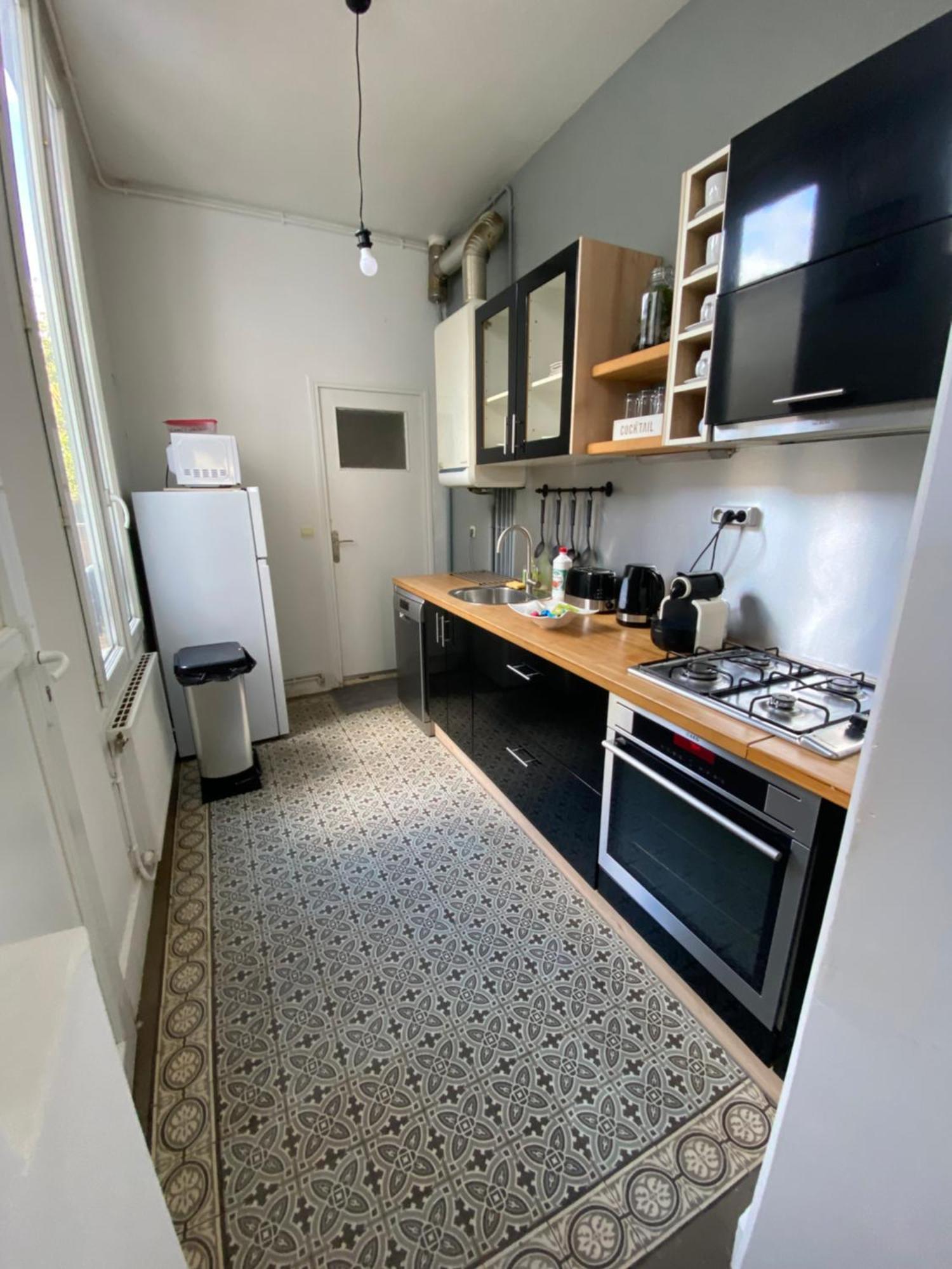 Appartement Hyper Centre Reims Le Gite Du Sorcier Esterno foto